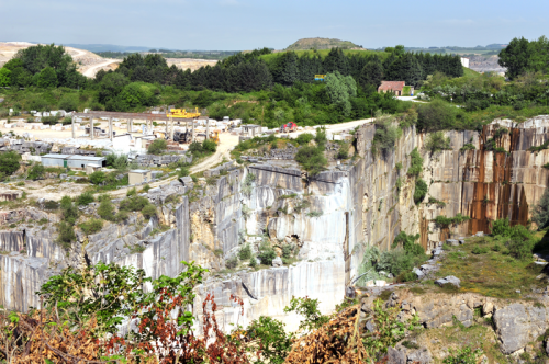 carriere-france-istock-182786554